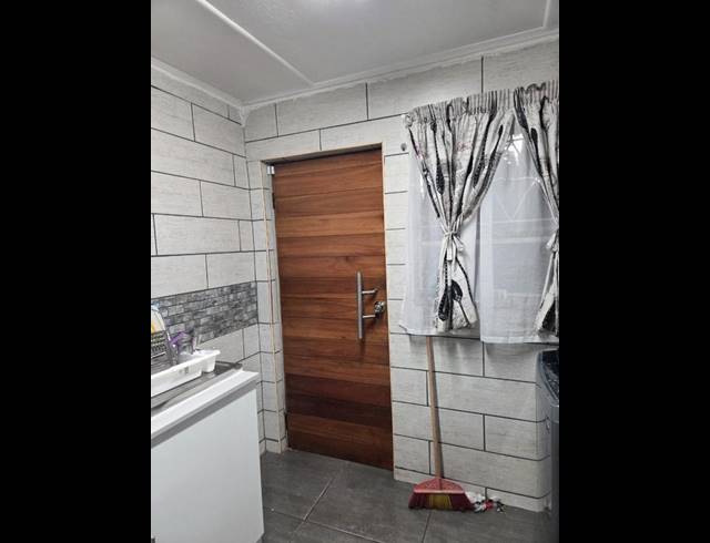 5 BEDROOM PROPERTY TO RENT IN ELSPARK